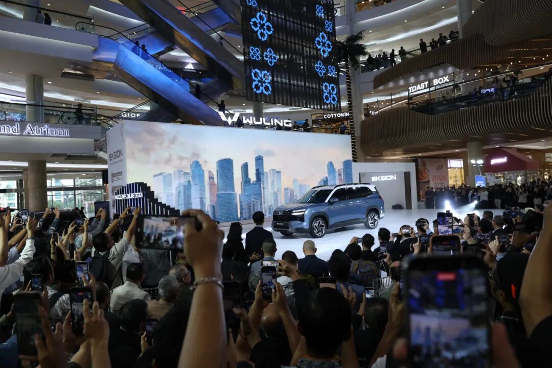 Aghjunghjendu novi gruppi di clienti, catturà una nova crescita! Eksion (Xingguang 560) Lanciatu ufficialmente in Indonesia